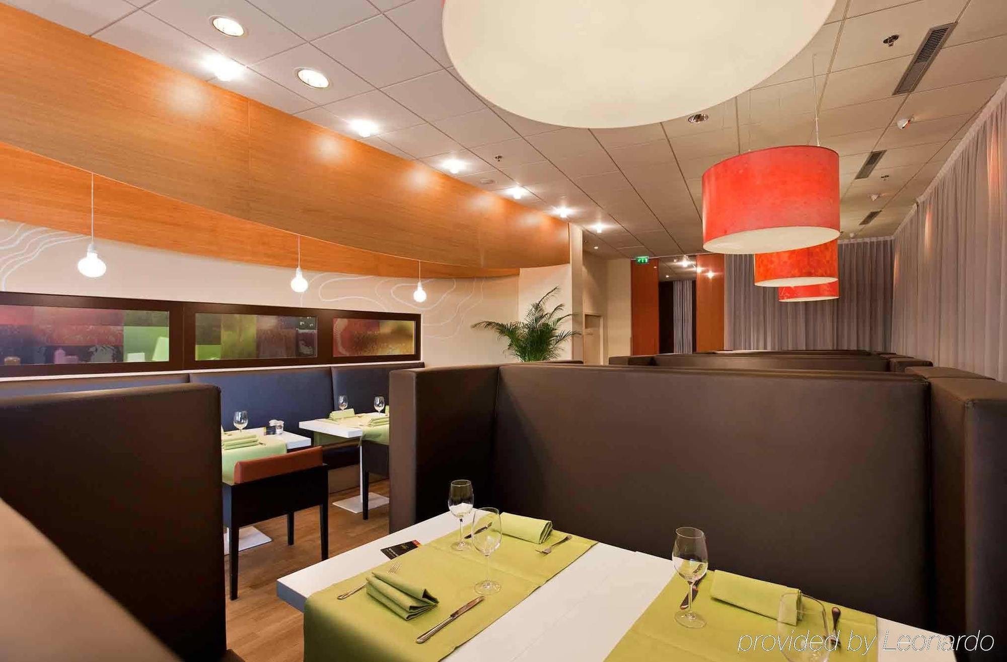 Ibis Styles Saint Julien En Genevois Vitam Neydens Restaurace fotografie