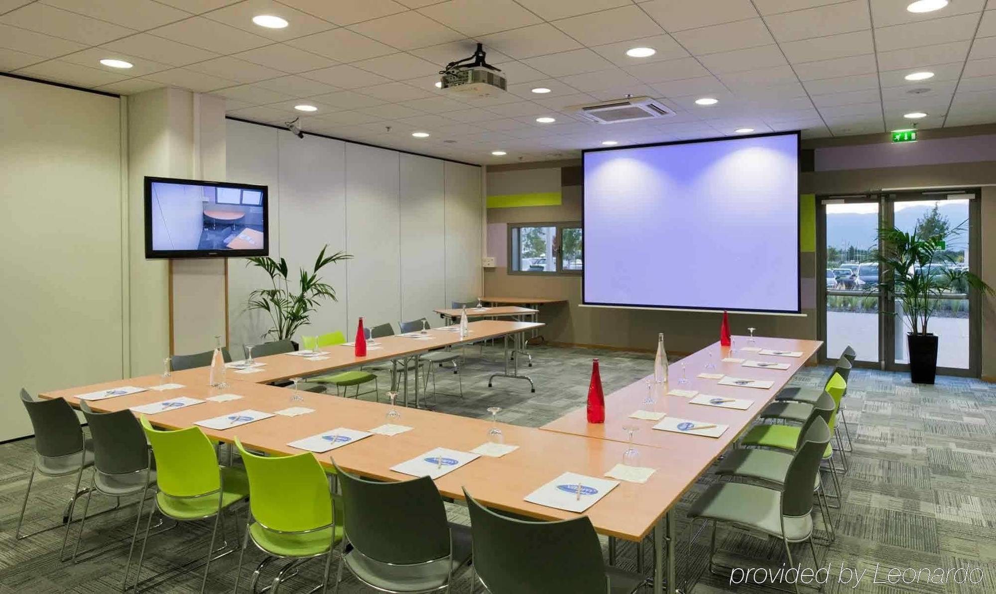 Ibis Styles Saint Julien En Genevois Vitam Neydens Obchodní fotografie